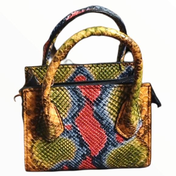 Mini Snakeskin Purse - Picture 4 of 8